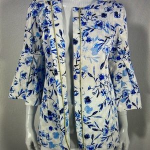 Karl lagerfeld Paris long sleeve blazer full zip size 6 white blue floral